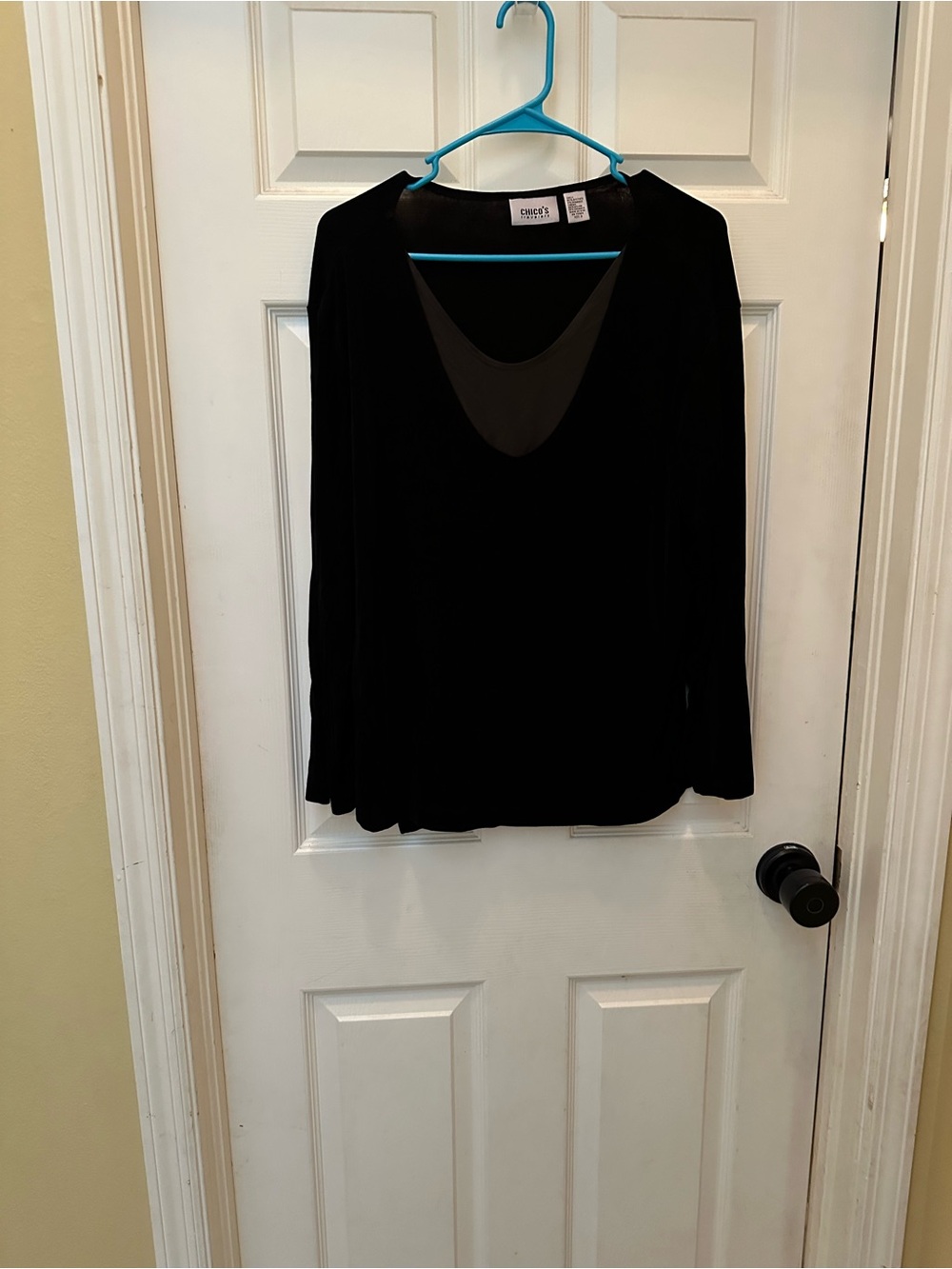 Chico's Black Long-Sleeve V-Neck Top